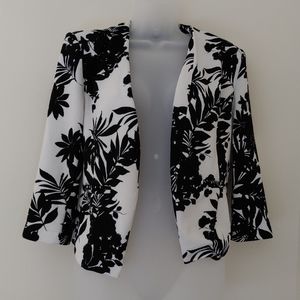 Sz L Miss Love Blazer - Funky and Unique B&W Print